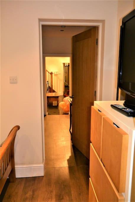 Hillfields Farm Barn - A Rural Equestrian Escape Apartment โคเวนทรี ภายนอก รูปภาพ