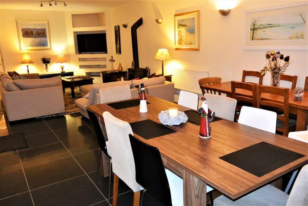Hillfields Farm Barn - A Rural Equestrian Escape Apartment โคเวนทรี ภายนอก รูปภาพ