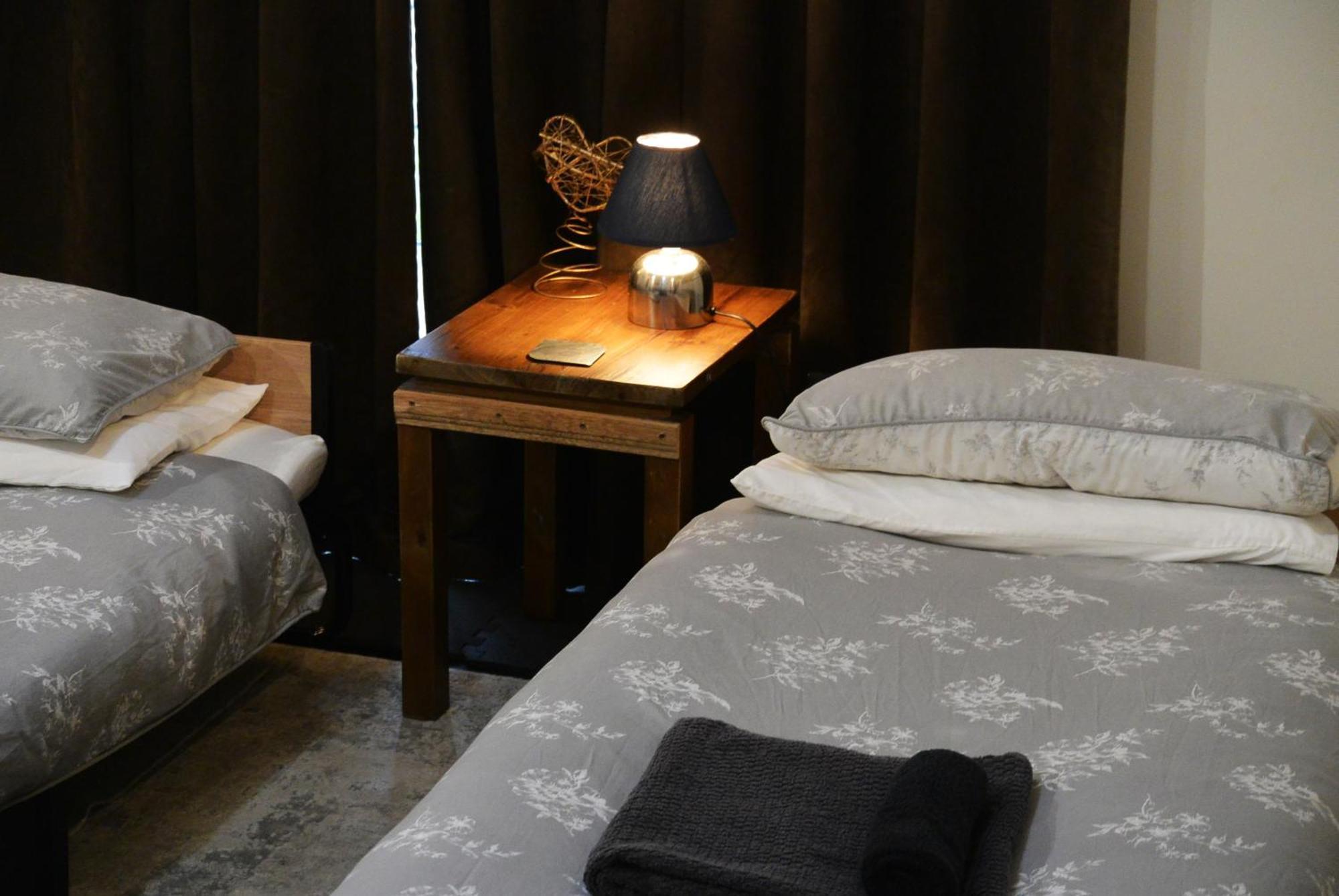 Hillfields Farm Barn - A Rural Equestrian Escape Apartment โคเวนทรี ภายนอก รูปภาพ